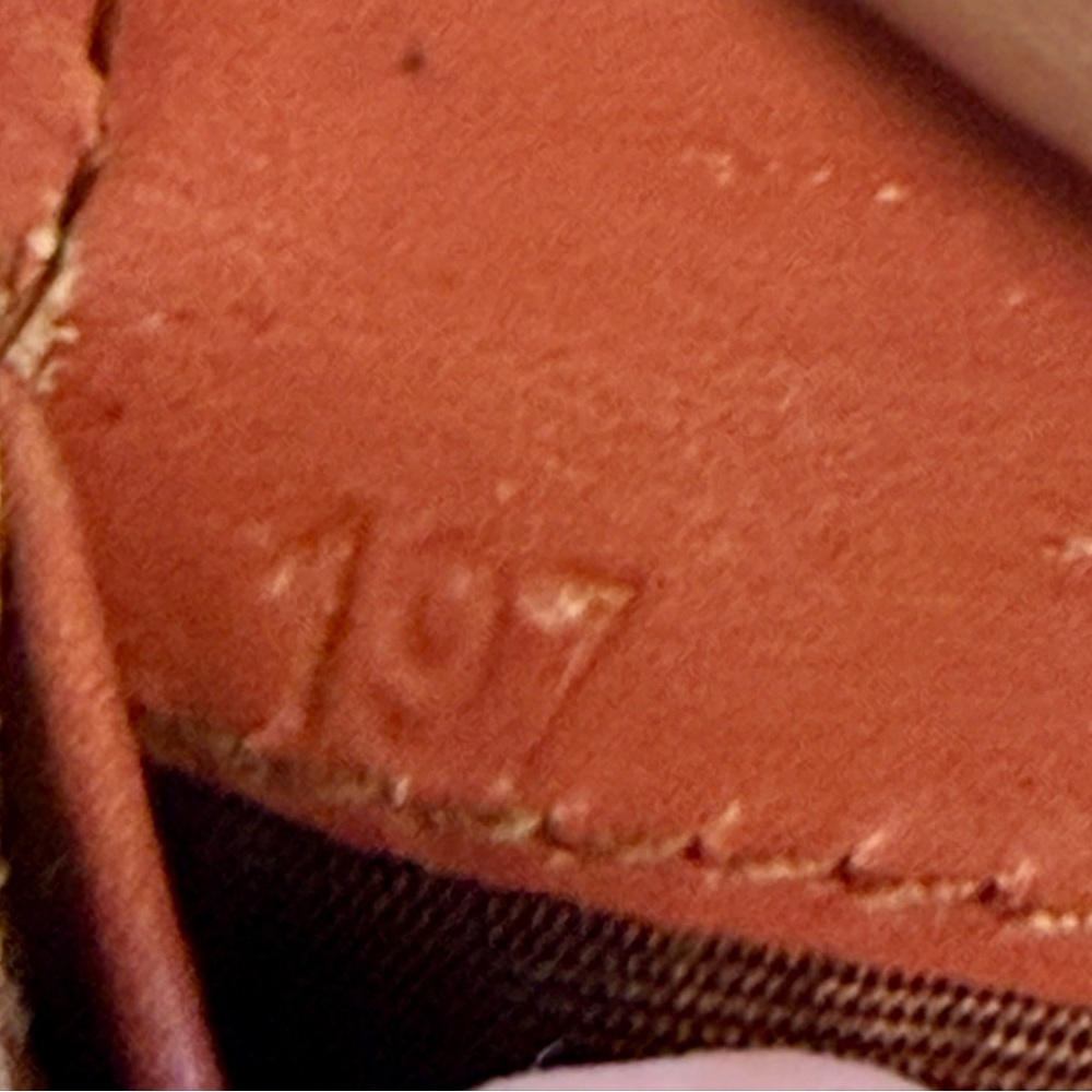 MIU MIU 🍑 Pink Peach Continental Soft Croc Italian Leather Long Zipper Wallet - Picture 8 of 14